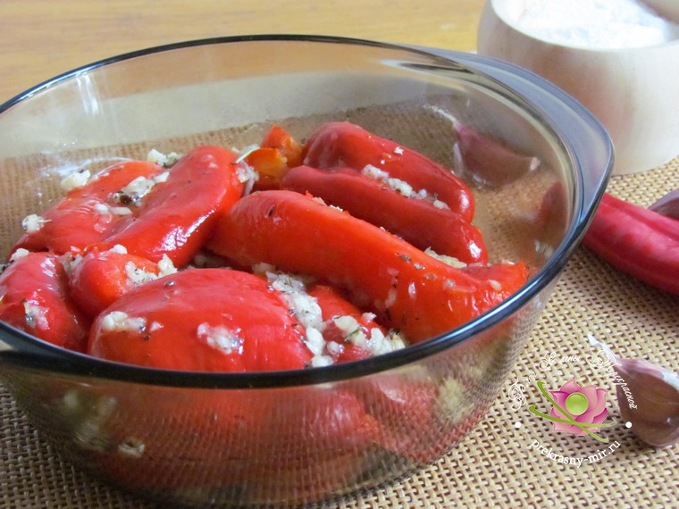 запеченный болгарский перец с чесноком рецепт с фото