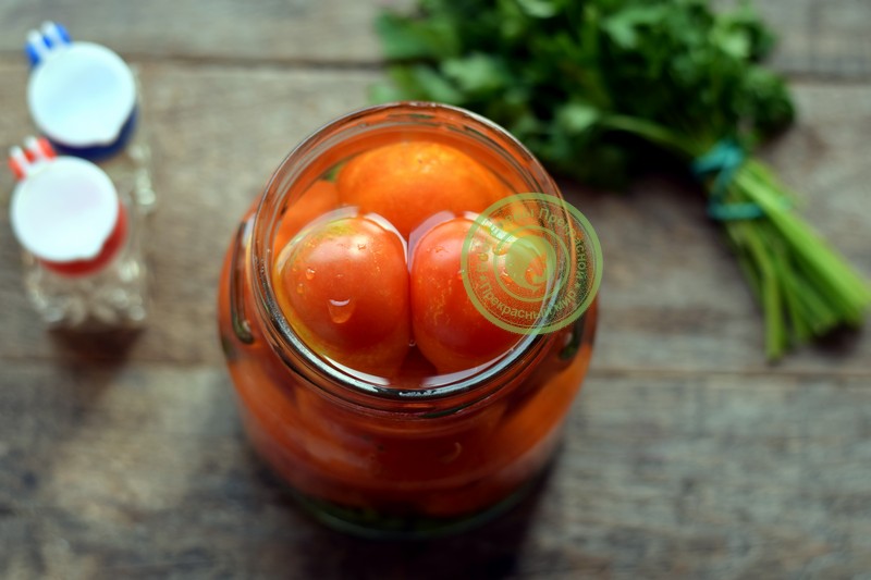 помидоры в собственном соку с томатной пастой рецепт в домашних условиях