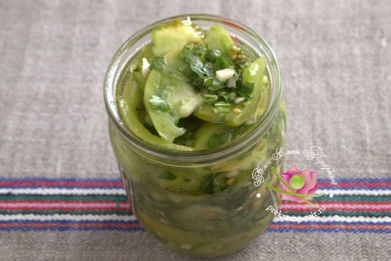 острый сырой салат из зеленых помидоров рецепт в домашних условиях